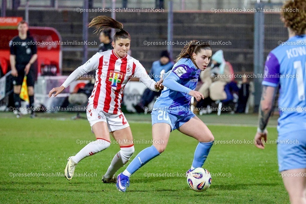 xSSCx09022601017 | 09.02.2026, xsscx, Frauen Fussball, 1. FC Koeln - SGS Essen, 1. Fussball Bundesliga, 17. Spieltag, Franz-Kremer-Stadion, Saison 2025 2026: Martyna Wiankowska (1. FC Koeln 26) im Zweikampf gegen Leonie Köpp (SGS Essen 20) DFB regulations prohibit any use of photographs as image sequences and or quasi-video. Photo: xSandraxScherningxPressefotoKochx