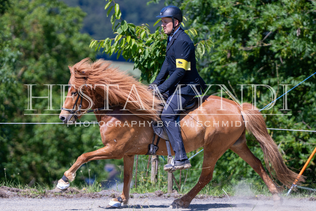 KAI09960 | Ihr sucht einen Fotografen für eure nächste OSI? Ich begleite auch euer Turnier für Islandpferde fotografisch.  - Realisiert mit Pictrs.com