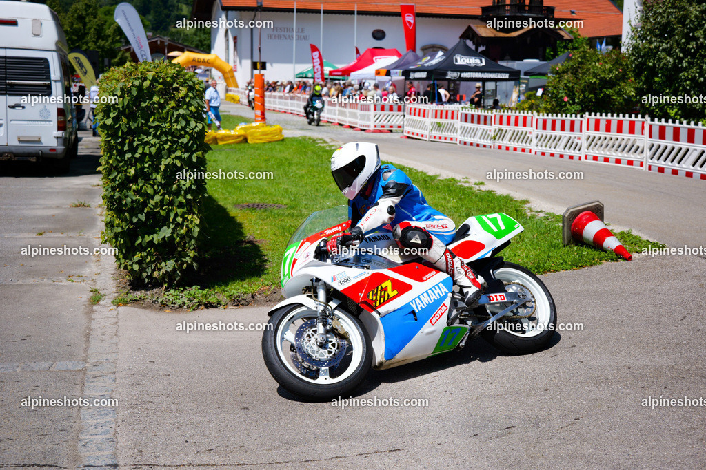 P1036926-2 | Erleben Sie atemberaubende, hochqualitative Fotos Ihrer Fahrt entlang der malerischen Alpenstraßen. Besuchen Sie alpineshots.com, um professionelle Aufnahmen Ihrer unvergesslichen Reise zu finden und zu kaufen - Realisiert mit Pictrs.com