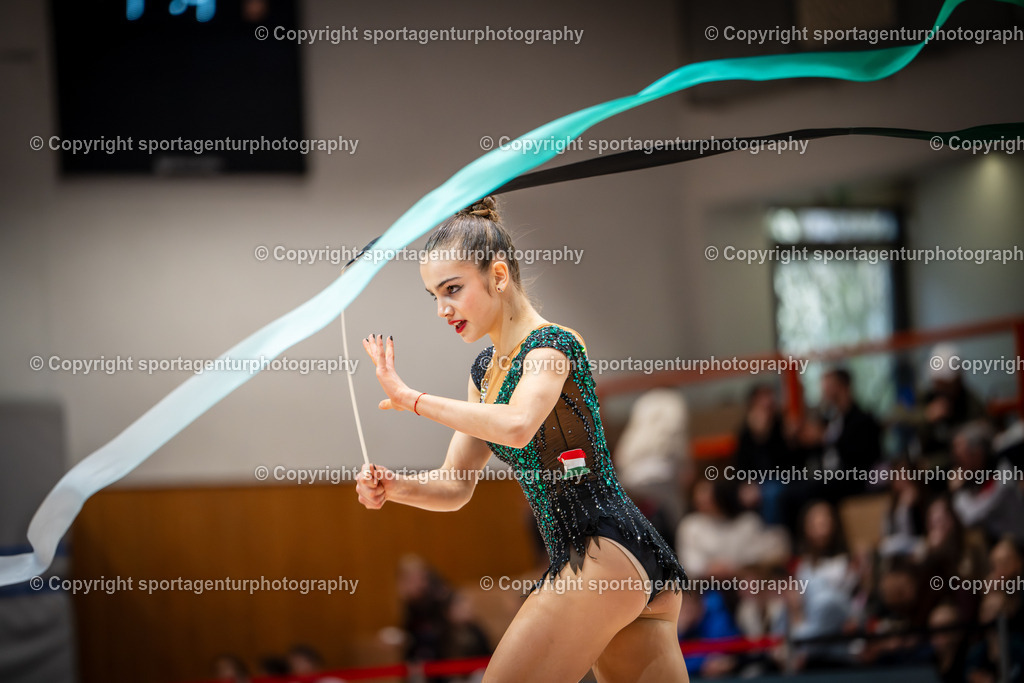 Z7A_3393 | HUN Berta Julia Nemeth Gymnastik International 2026 in der Sporthalle Schmiden in Fellbach (Deutschland).Foto: Klaus Gruber / sportagenturphotography - Realisiert mit Pictrs.com