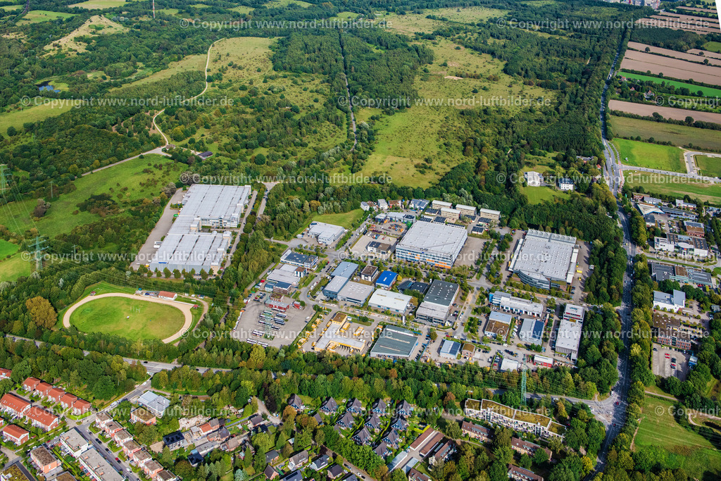 Hamburg_Rahlstedt_Gewerbegebiet_Höltingbaum_ELS_5825250923 | HAMBURG 25.09.2023 Industrie- und Gewerbegebiet " Höltingbaum " in Hamburg Rahlstedt, Deutschland. // Industrial and commercial area "Hoeltingbaum" in Hamburg Rahlstedt, Germany. Foto: Martin Elsen