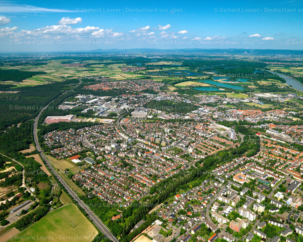 2739784 | Online-Shop für Luftbilder aus Deutschland. Seit über 45 Jahren baut Gerhard Launer das Luftbildarchiv mit unterschiedlichsten Themen stetig weiter aus.
