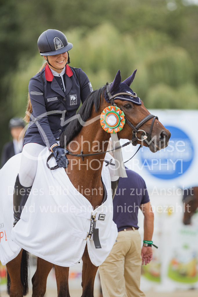 220731_BHO_BT_M1-Spr-192 | Deine schönsten Turniermomente als professionelle Fotos! Entdecke hochwertige Pferdesport-Fotografie im Online-Shop. Jetzt Fotos finden & bestellen!