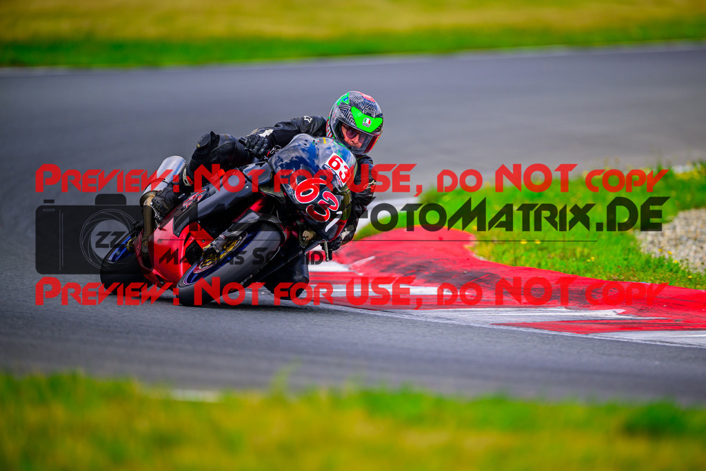 MaZZes_Fotomatrix_20250723_6007705_5883 | ROT