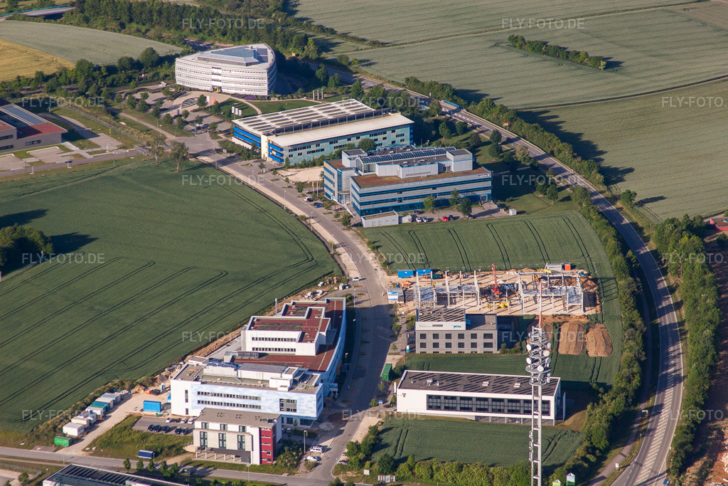 Luftbild: Ferchau, Continental - ADC und BMW Car IT Im Science Park II - Ulm im Ortsteil Eselsberg in Ulm im Bundesland Baden-Württemberg in Deutschland.Foto: IMG_67263.jpg vom 08.06.2014 durch Werner Riehm/FLY-FOTO.deAuflösung des Originals: 4752 x 3168 px