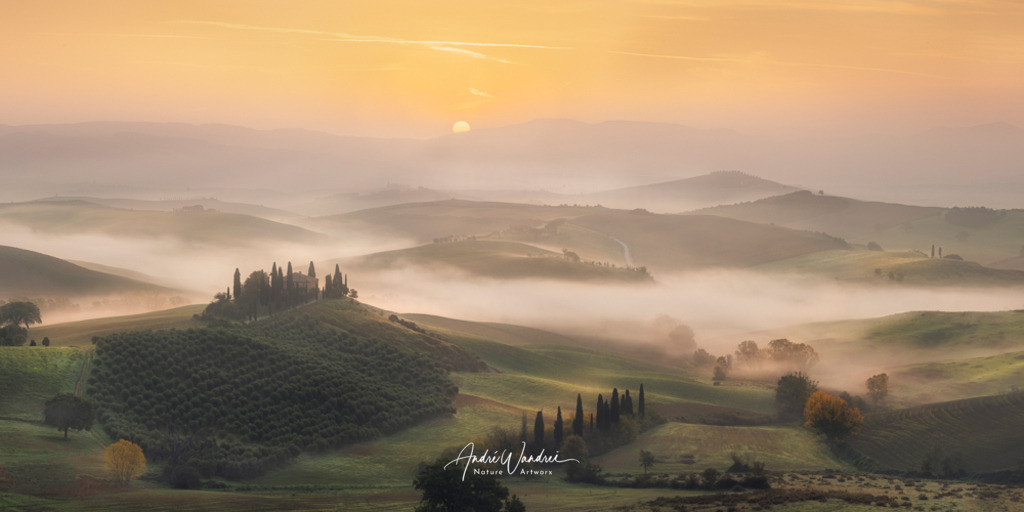 Nebelstimmung in der Toskana (2:1 Panorama) | Andre Wandrei - Nature Artworx - Realisiert mit Pictrs.com