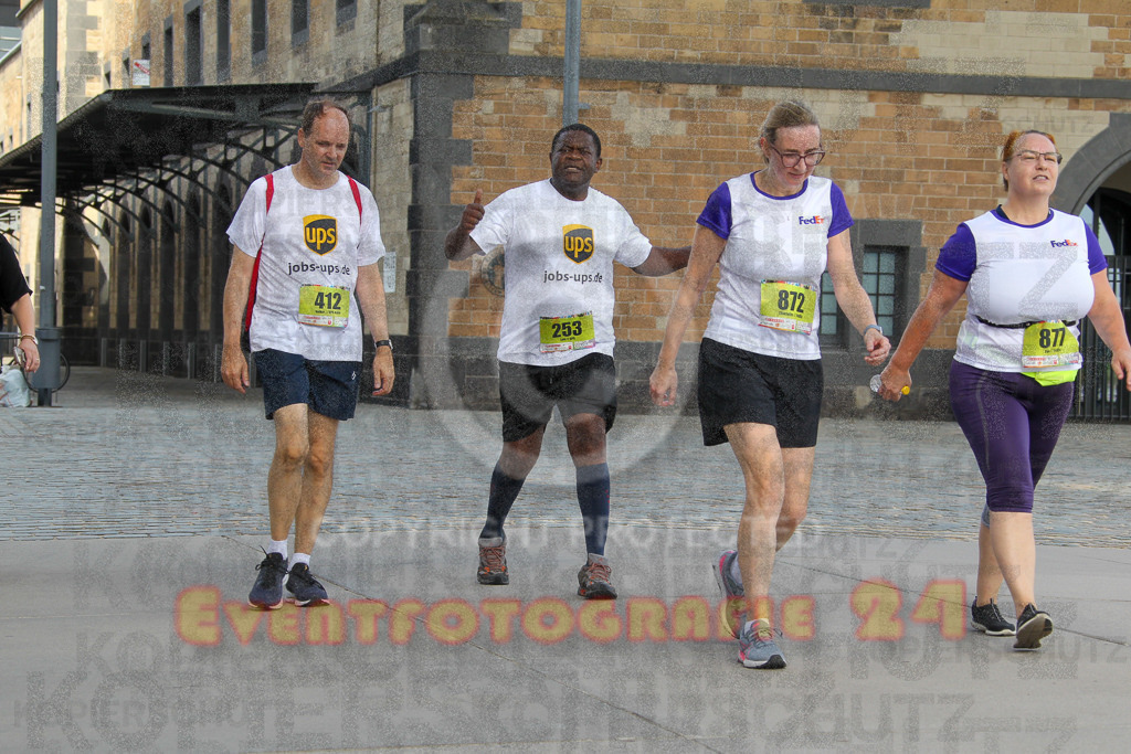 250920_1348_EV4_6699 | Sportfotografie im Rhein-Sieg Kreis, Köln, Bonn, NRW, Rheinland Pfalz, Hessen, etc. Unser Tätigkeitsfeld umfasst den Laufsport vom Volkslauf über den Marathon, Duathlon, Triathon bis zum Ultralauf wie Kölnpfad Ultra oder Schindertrail.