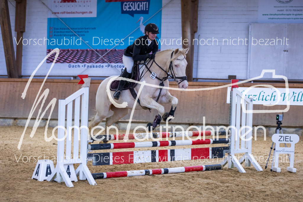 Sth-ESprmstA-031 | MomenTaufnahmen Pferdesportfotos