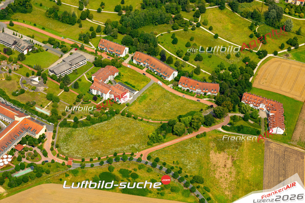 Das Luftbild zeigt :  Bad Rodach - Die Luftaufnahme wurde 2024 vom UL-Flugzeug aus erstellt ( keine Drohne ) - Hochauflösende Luftaufnahme - Für grossformatige Ausdrucke geeignet. Die Geschenkidee !Mit Lizenz und Bildrechte bestellbar