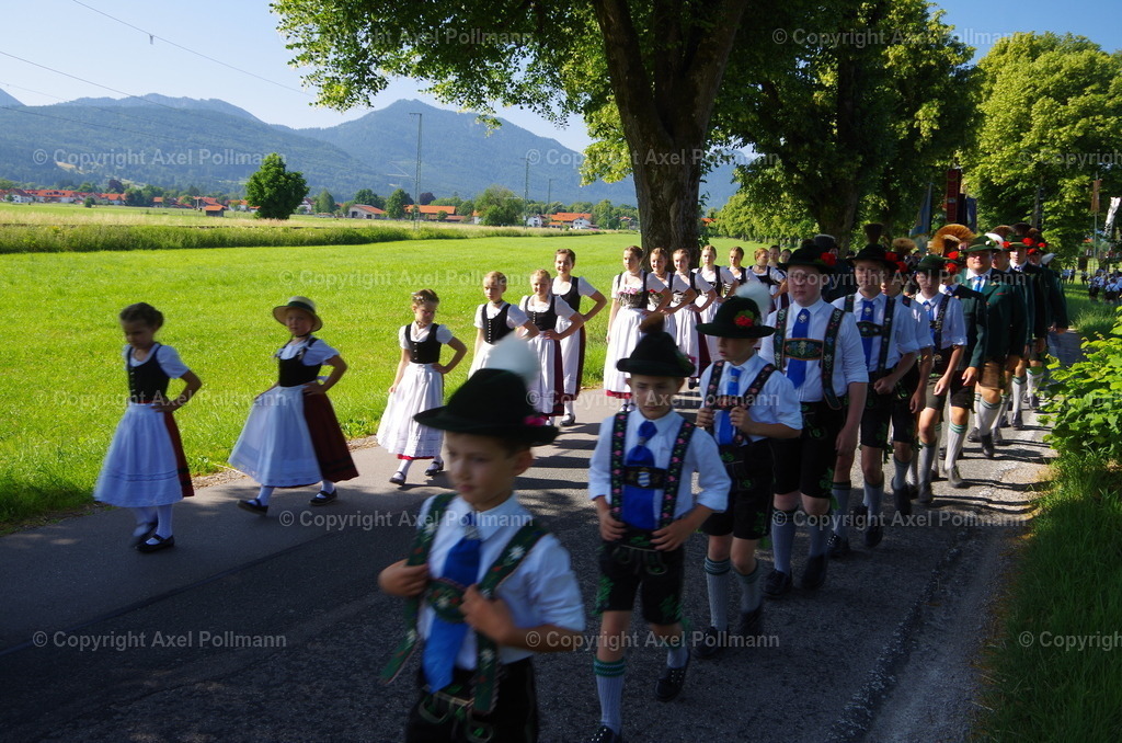 IMGP4877 | fotografiert von Axel PollmannLeonhardi Wallfahrt Benediktbeuern und Murnau, Fronleichnam, Fasching, Landschaft im Loisachtal und Benediktbeuern  - Realisiert mit Pictrs.com