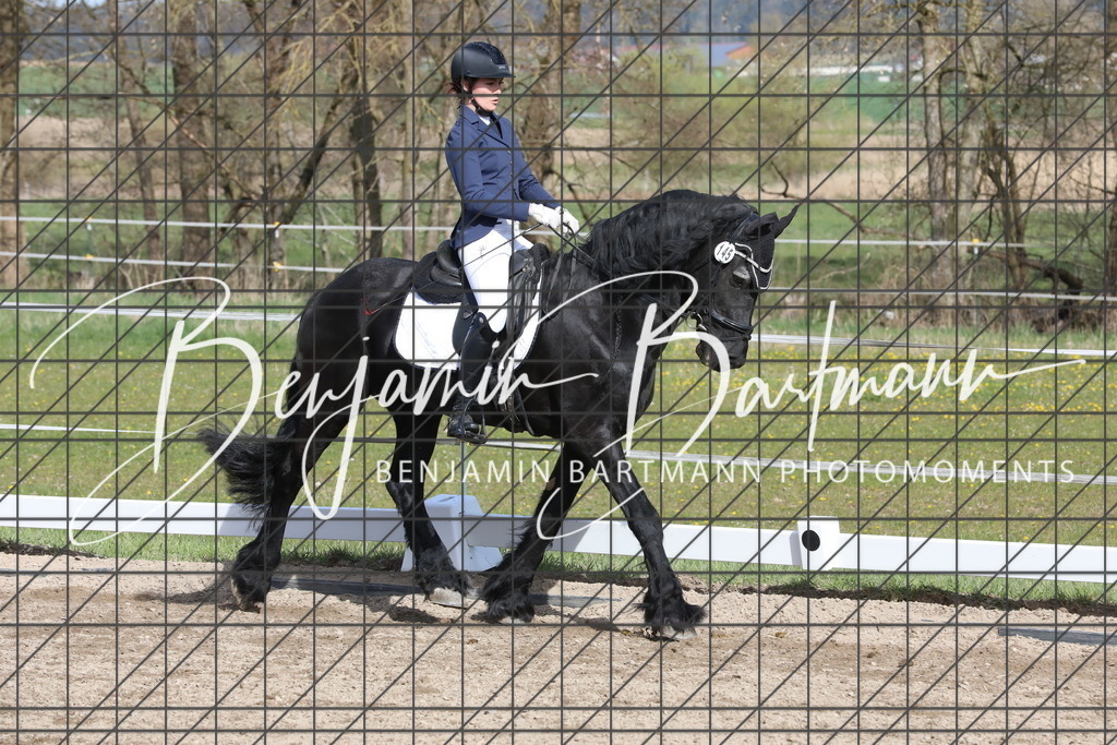 AZ2A3023 | Benjamin Bartmann Photomoments