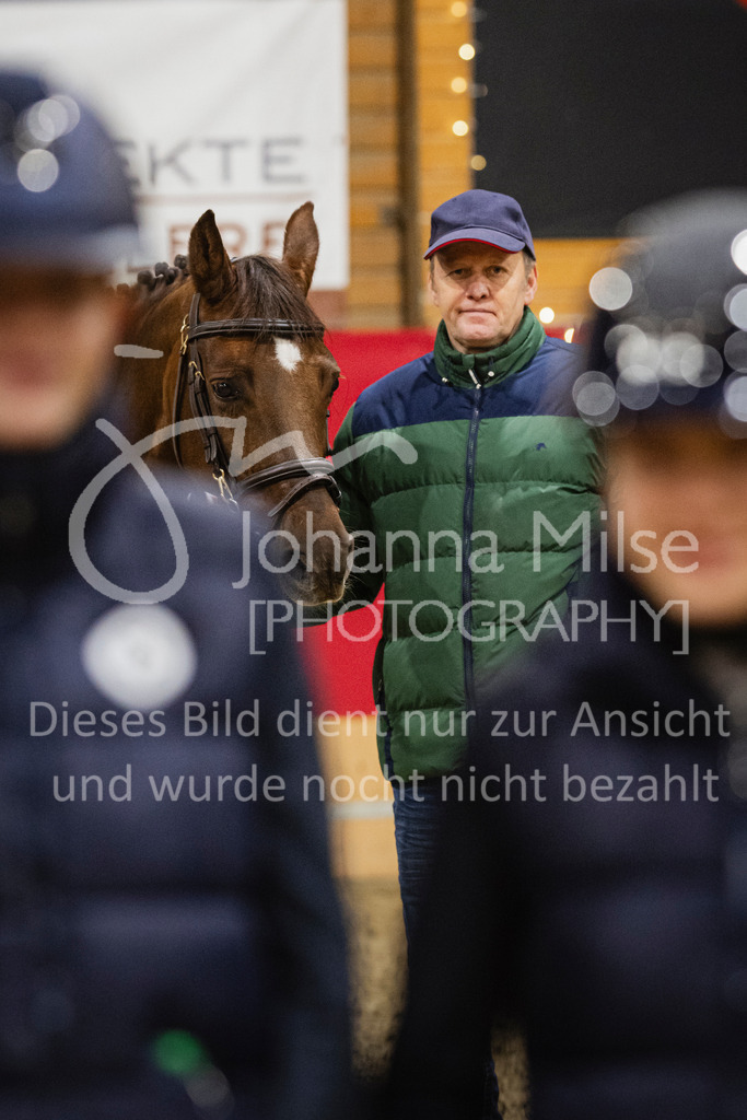 231118_PonyTrophy-349 | Deine schönsten Turniermomente als professionelle Fotos! Entdecke hochwertige Pferdesport-Fotografie im Online-Shop. Jetzt Fotos finden & bestellen!