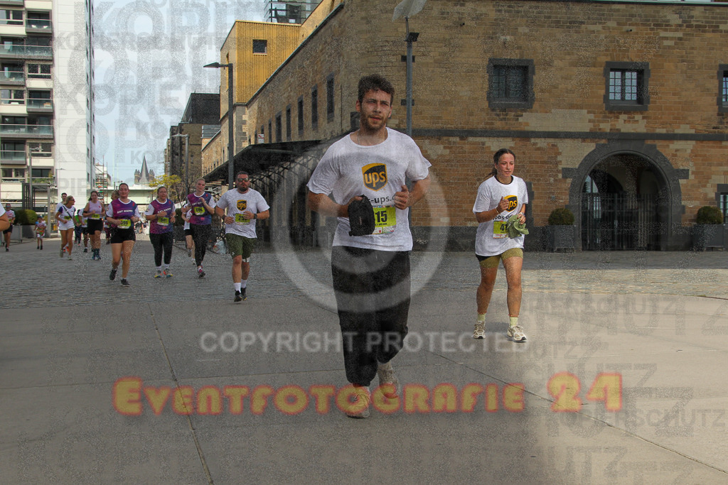 250920_1333_EV4_6050 | Sportfotografie im Rhein-Sieg Kreis, Köln, Bonn, NRW, Rheinland Pfalz, Hessen, etc. Unser Tätigkeitsfeld umfasst den Laufsport vom Volkslauf über den Marathon, Duathlon, Triathon bis zum Ultralauf wie Kölnpfad Ultra oder Schindertrail.