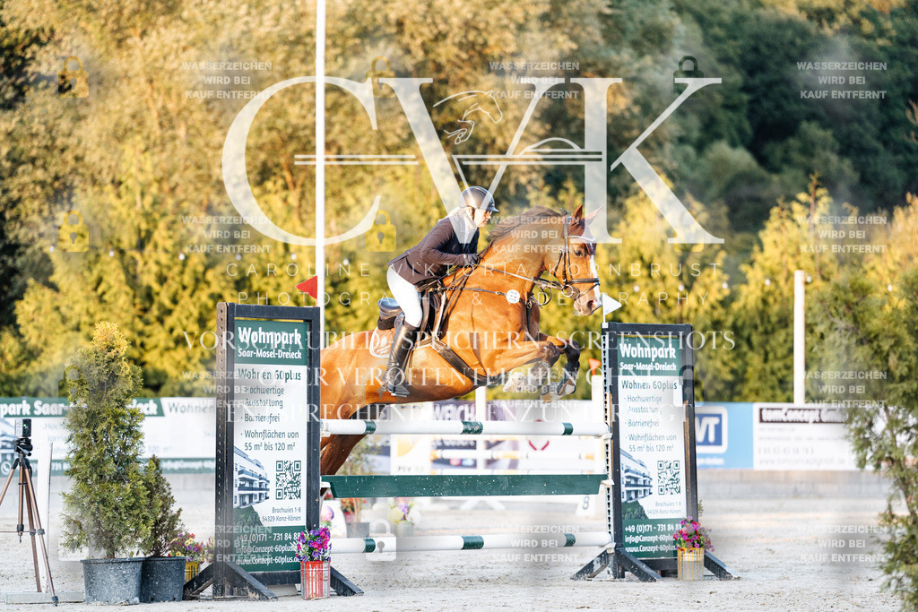 CK901199 | Turnierfotografie Pferdefotografie Trier Rheinland-Pfalz Pferdesport Reitsport Tierfotografie Sportfotografie Pferdevideo Pferdevideografie Equestrianvideography equestrianphotography  - Realisiert mit Pictrs.com