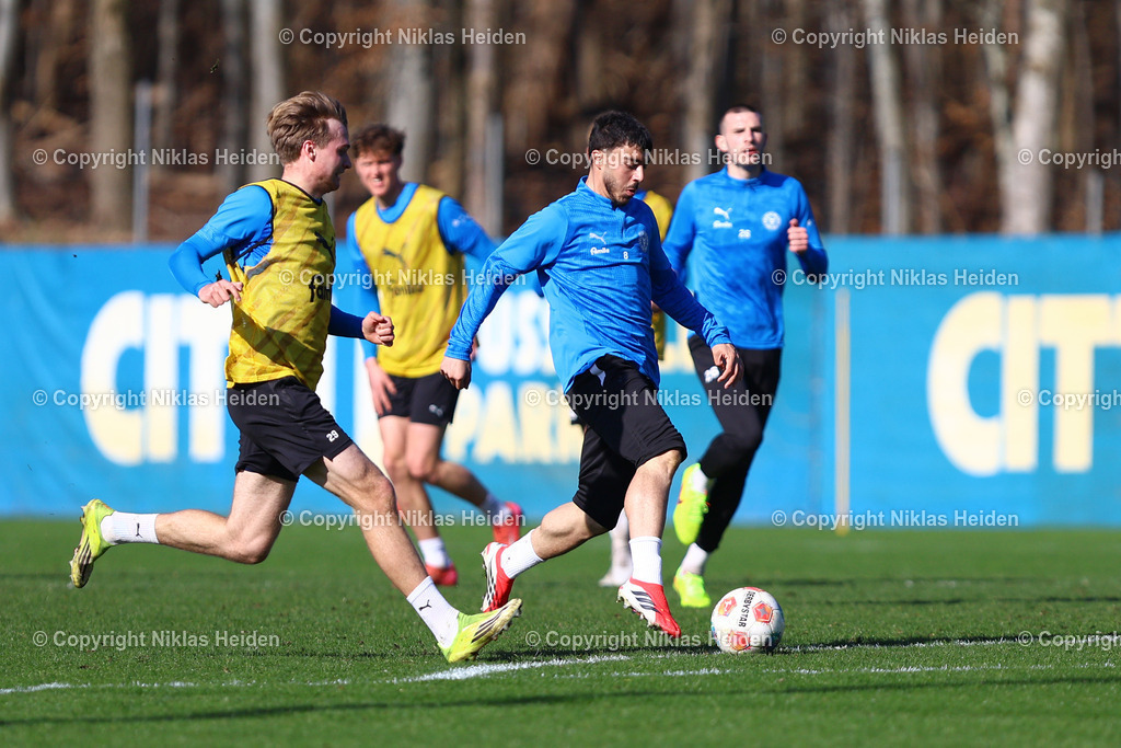 NH_HolsteinKiel_Training_03032026 | #8 Umut Tohumcu (Holstein Kiel) und #29 Niklas Niehoff (Holstein Kiel)Fußball I Herren I Training I Saison 2025-2026 I Holstein Kiel I 03.03.2026 I Citti-Fußballpark