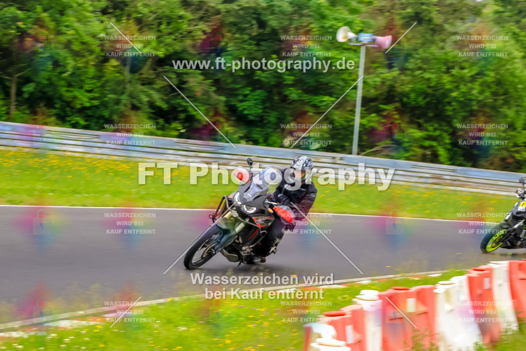 VBK-7086 | Hier findet Ihr Bilder von Touristenfahrten auf der Nürburgring Nordschleife oder von anderen Veranstaltungen die ich besucht habe. Viel Spass beim Durch Schauen 
