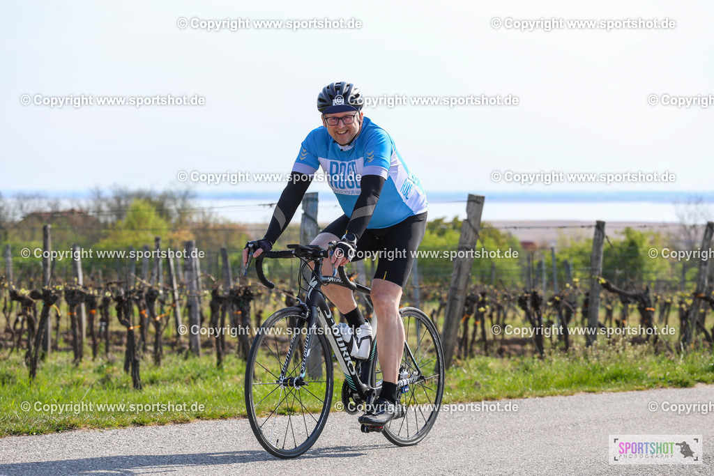 IMG_2048 | @sportshot_your_pictrs #yourpictures#roadtowm2029 #nrm #neusiedlerseeradmarathon #neusiedlersee #neusiedlerseetourismus #burgenland #mörbisch #nrm26 #burgenlandtourismus #voglundco #poweredbyburgenlandtourismus #radsport #rad #marathon #ucigranfondo #visitburgenland #ucigranfondoworldseries