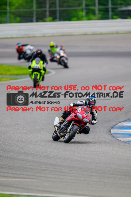 MaZZes_FotoMatrix_240521_6007705_2705 | GELB