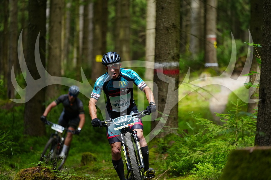 FC100163 | Fotogalerie der Treibjagd im Dunkelwald - Dein MTB Etappenrennen im Erzgebirge - Realisiert mit Pictrs.com