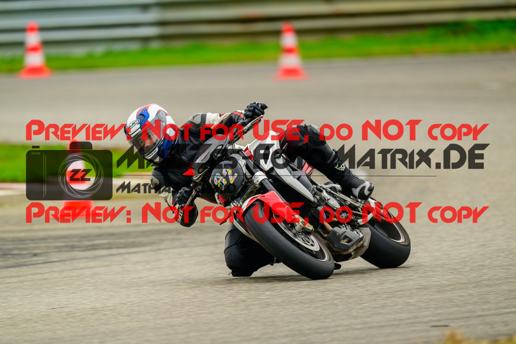 MaZZes_Fotomatrix_20241002_6007705_8200 | ROT