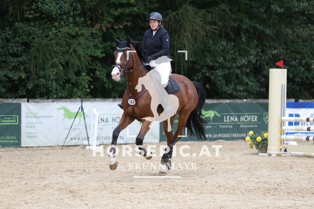 0P6A5483 | Willkommen bei Brunnmayr - Design & Fotografie – Ihrem Spezialisten für Reitturniere und Pferdeveranstaltungen in Oberösterreich, Salzburg und Bayern! Seit über 17 Jahren sind wir leidenschaftlich dabei.