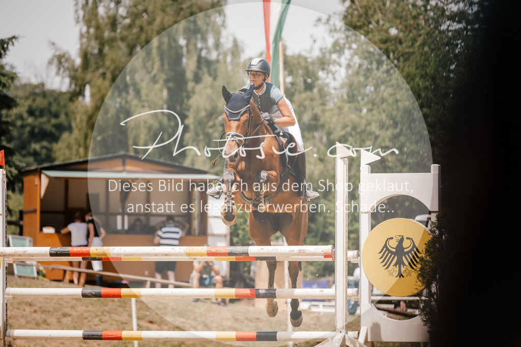 3I6A8026 | Stimmungsvolle Portraits und Reitsportfotografie im Ruhrgebiet und im Münsterland.

Pferdefotografie, Hundefotografie, Tierfotografie, Reportagen, Portraits von Tier und Mensch, Turnierfotografie in Bochum, Recklinghausen, Marl, Haltern am See, Dülmen.. - Realisiert mit Pictrs.com