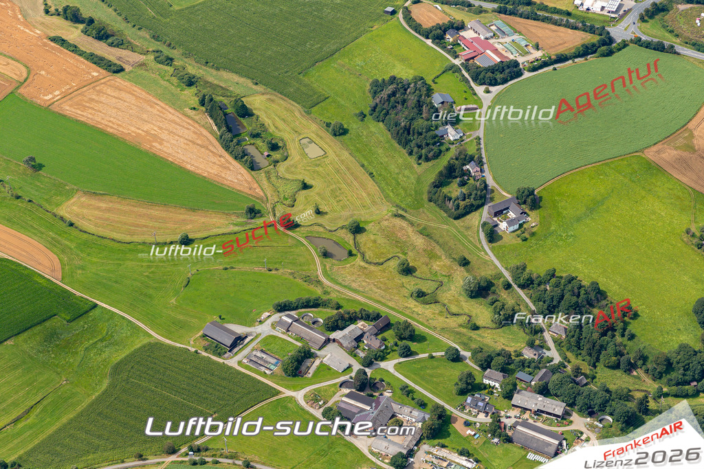 Aktuelles Luftbild von  Naila Kauf mit Lizenz / Bildrechten möglich- Die Luftaufnahme wurde 2021 mittels UL-Flugzeug erstellt ( keine Drohne ) - hochauflösende Kamera-Systeme von  Canon -Beste Qualität - Für grossformatige Ausdrucke geeignet. Die Geschenkidee !