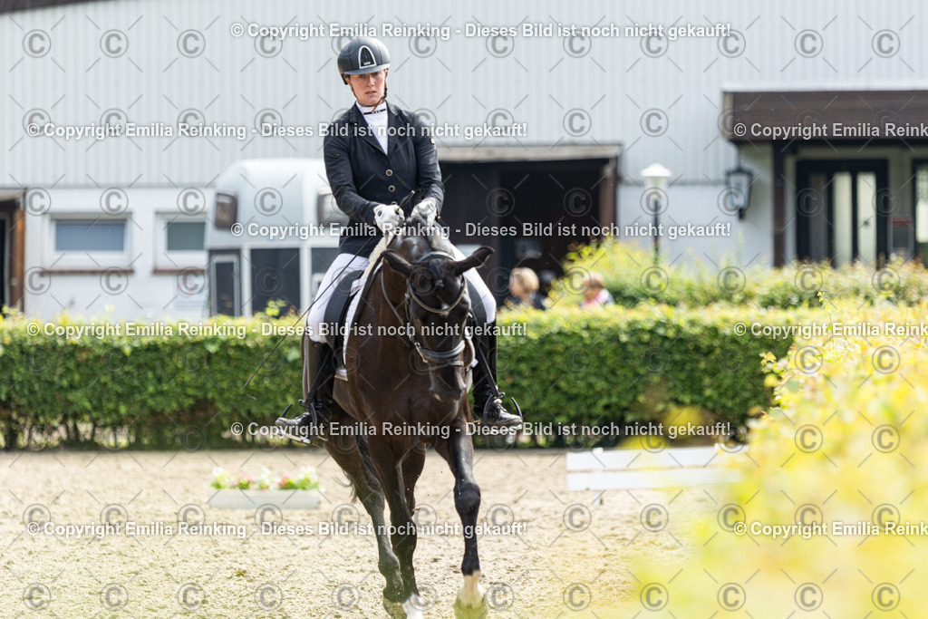 CL5A5599 | Emilia Reinking Fotografie - Realisiert mit Pictrs.com