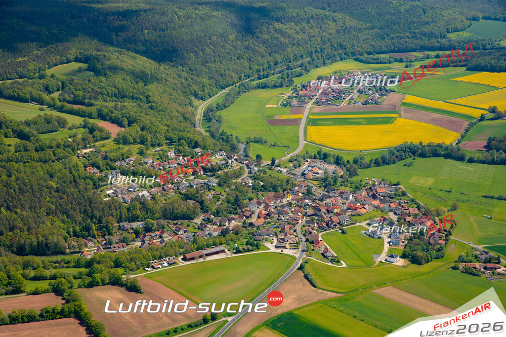 Das Luftbild zeigt : Unterebersbach Niederlauer - Die Luftaufnahme wurde 2024 vom UL-Flugzeug aus erstellt ( keine Drohne ) - Hochauflösende Luftaufnahme - Für grossformatige Ausdrucke geeignet. Die Geschenkidee !Mit Lizenz und Bildrechte bestellbar