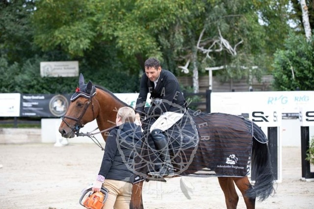 2B4A2554 | pixelfaenger - Realisiert mit Pictrs.com