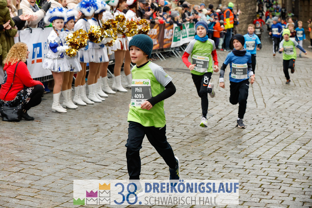 400m AOK Junior Cup | 3 Koenigslauf 2024 400m AOK Junior Cup - Realisiert mit Pictrs.com
