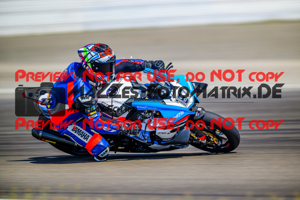 MaZZes_Fotomatrix_20250628_6007705_1997 | WEISS