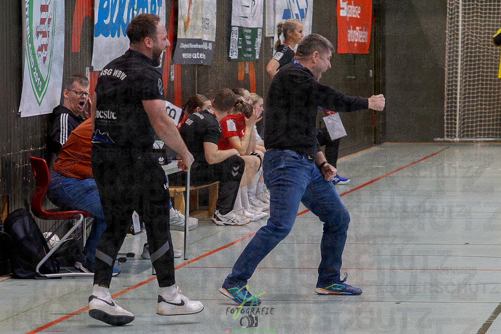 Hessenmeisterschaft wJC - Finale; HSG Kleenheim - HSG Weiterstadt/ Braunsh.Worf. | Hessenmeisterschaft wJC - Finale; HSG Kleenheim - HSG Weiterstadt/ Braunsh.Worf. am 22.03.2025 in Biedenkopf (Sporthalle Lahntalschule)Photo © 2025 - Jörg Heinrich - Realisiert mit Pictrs.com