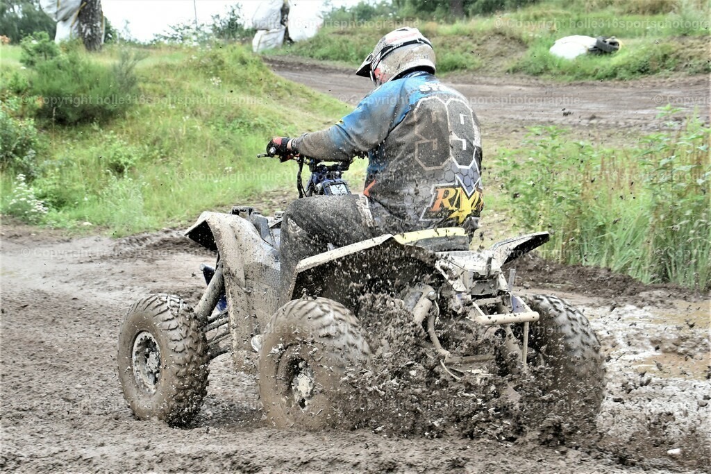 DSC_0134 (2) | Sportfotografie , Motorsport, Motoross, Reitsport, Mointainbike, Enduro,
Landschaft , Outdoor, Eventfotografie, Landschaft, Bilder online bestellen - Realisiert mit Pictrs.com