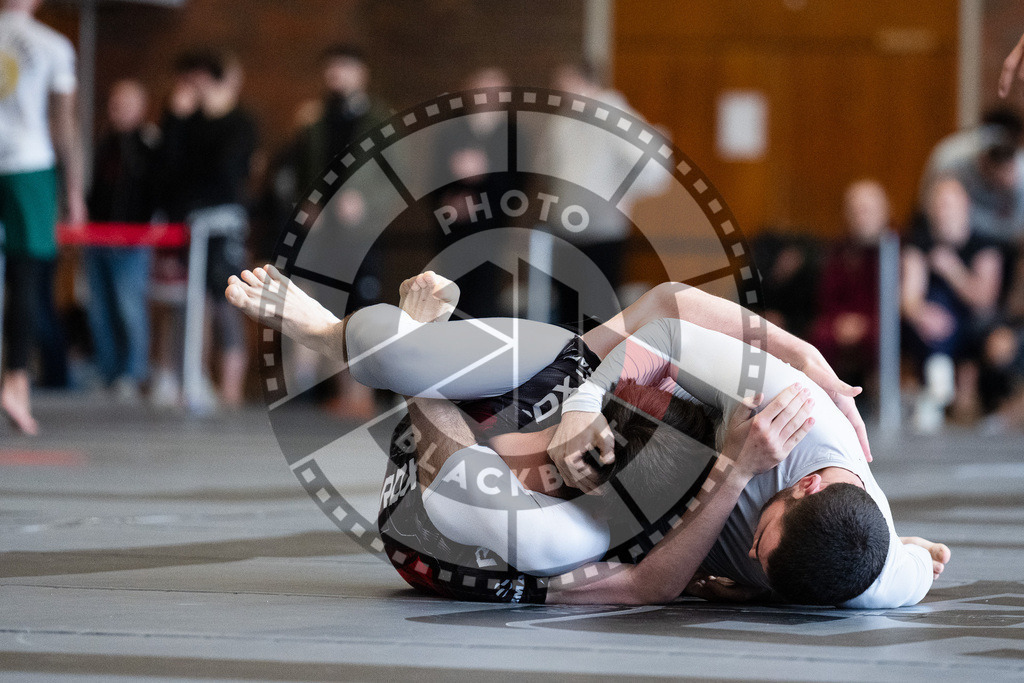 20251129PBB6425 | Fighters compete during the luta livre competition ILLCS XI winter edition on November 29, 2025 in Hannover, Germany.