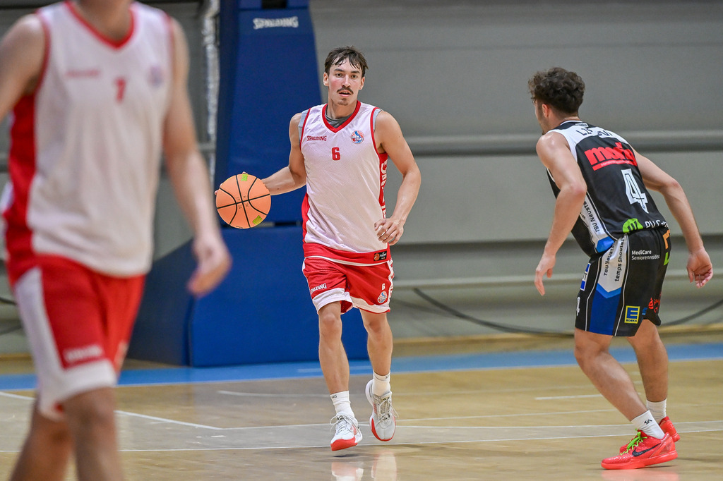 rsk_046 | Fotos von Basketballspielen aus dem Raum NRW fotografiert von Gero Mueller-Laschet und Daniel Schaefer - Realisiert mit Pictrs.com