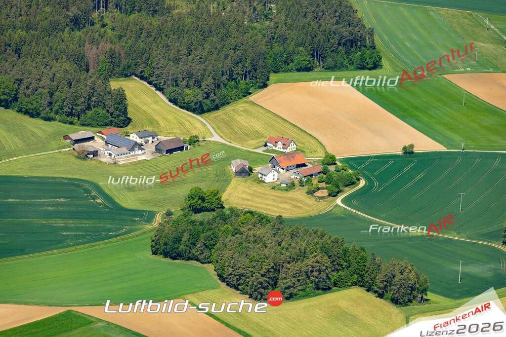 Schöne Luftaufnahme als Geschenk in Hainhof Kastl - Die Luftbildaufnahme wurde 2025 vom UL-Flugzeug heraus erstellt ( keine Drohne ) - Hochauflösende Luftaufnahme -Nicht vergleichbar mit Google Maps oder Satelittenbilder- Die Geschenkidee !Mit Lizenz und Bildrechte bestellbar