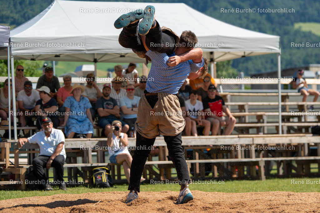 RB_08561 | René Burch leidenschaftlicher Fotograf aus Kerns in Obwalden.  Hier finden sie Sport, Landschaft und Natur Fotografie.
 - Realisiert mit Pictrs.com
