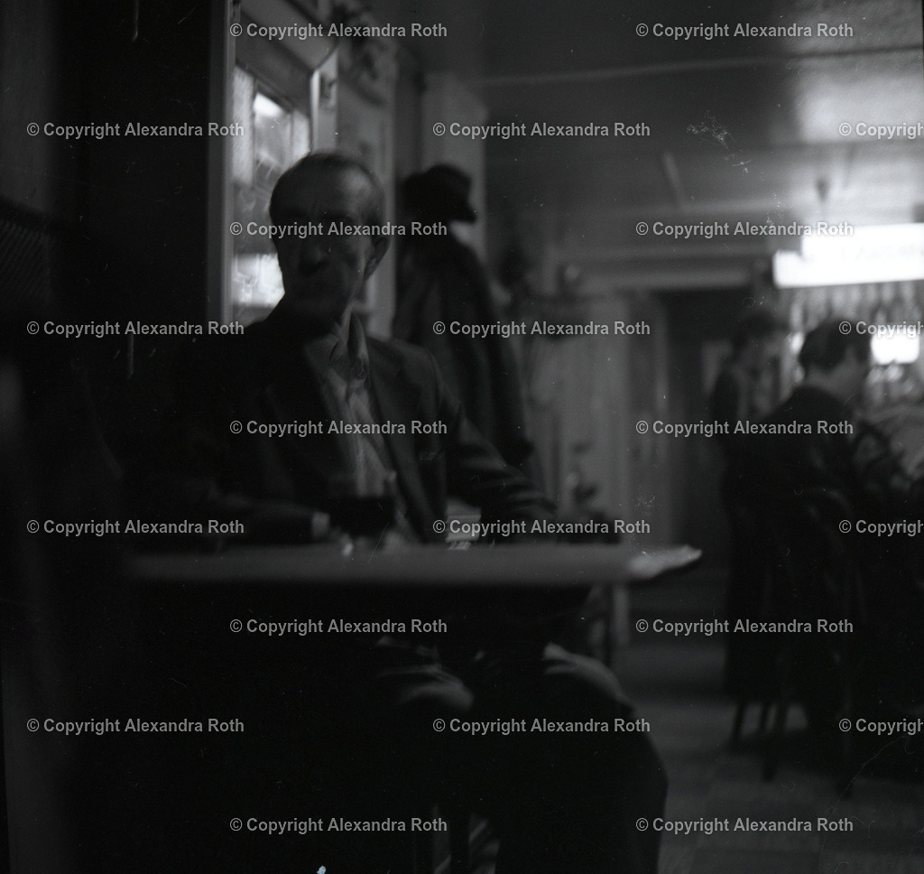 Aarau_0840 | onlineshop - Realisiert mit Pictrs.com