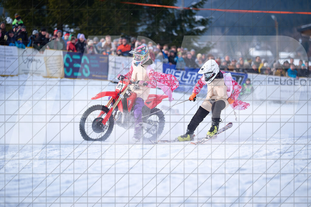 11. Holzknecht Skijöring | Skijöring am 24.01.2026: 11. Holzknecht Skijöring in Gosau am Dachstein, Oberösterreich, ÖsterreichFoto: © 2026 Martin Bihounek | mb-creative.eu