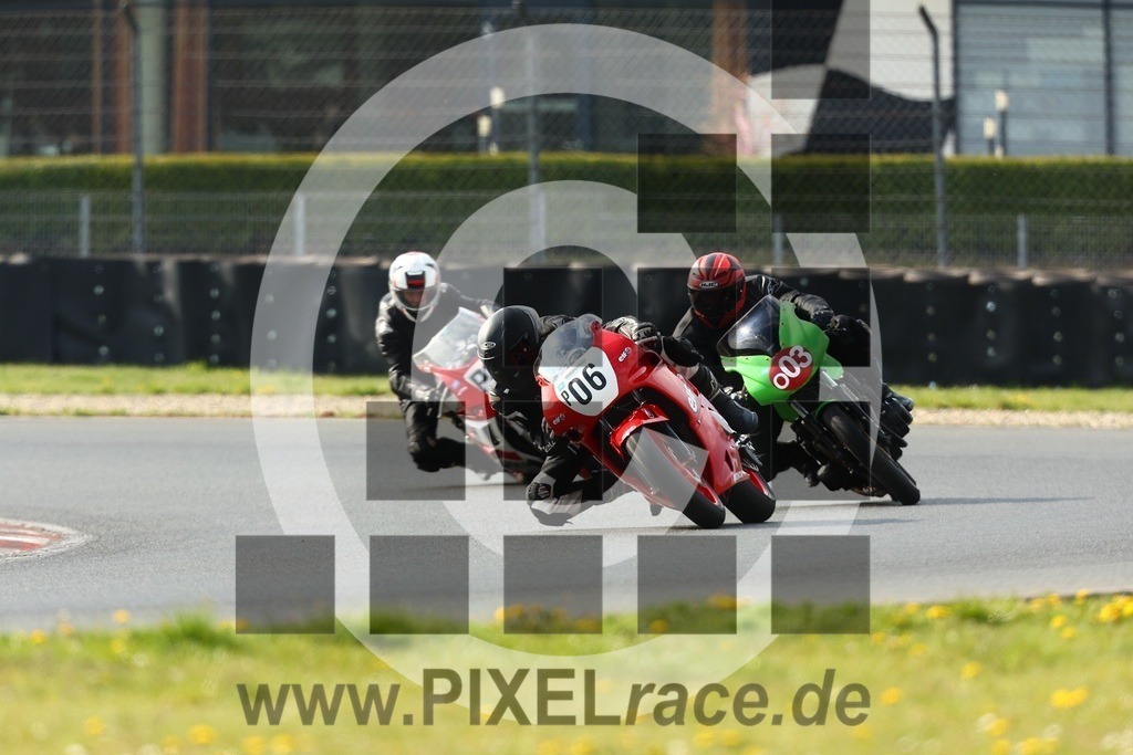 0o03-20260418_00836 | Schöne Erinnerungen an spannende Momente - das festzuhalten ist unser Job. PIXELrace.de ist seit 2003 auf den Rennstrecken Europas unterwegs um die Action draußen beim Fahren und die wunderbare Stimmung imm Fahrerlager für euch einzufangen.