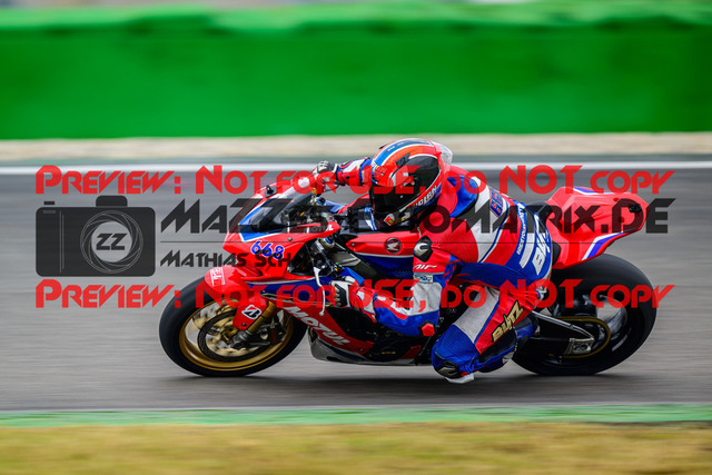 MaZZes_Fotomatrix_20240923_6007705_5468 | Fotograf Mathias Schmid
Sportfotograf,
Eventfotograf,
Hochzeitsfotograf,
Portraitfotograf