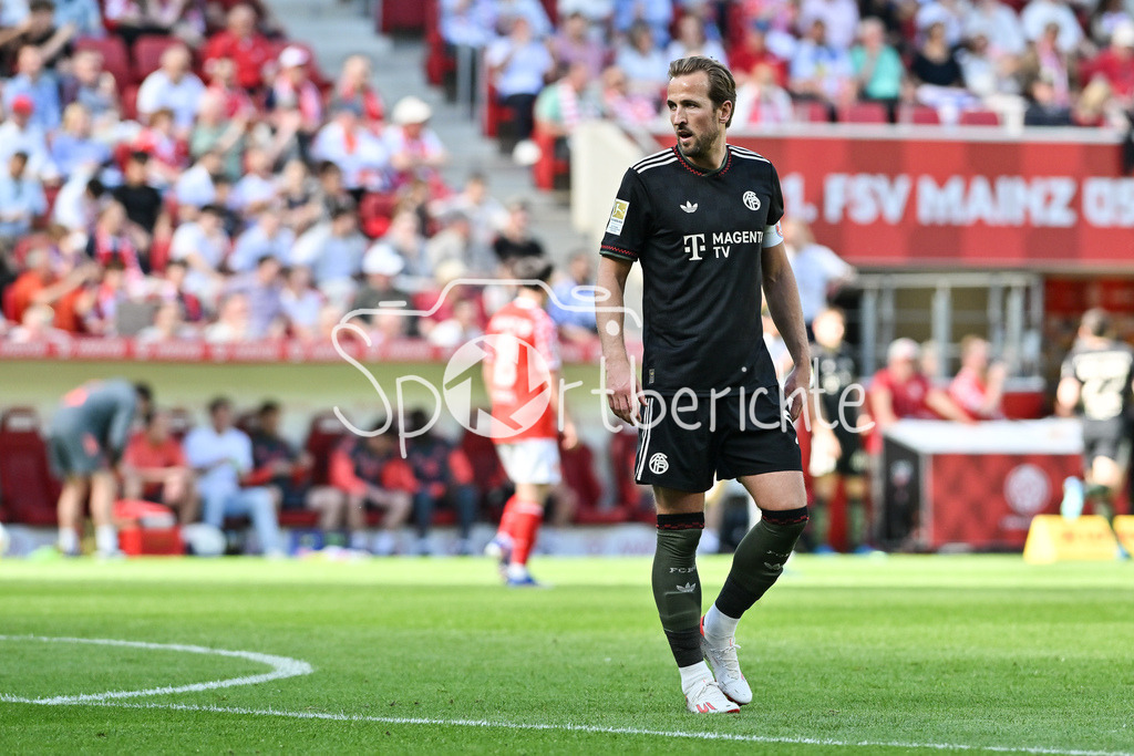1. FSV Mainz 05 - FC Bayern München | MAINZ, GERMANY - 25. APRIL: im Bild Harry KANE (FC Bayern Munich 9) / Einzelfoto / Freisteller während dem Bundesligamatch zwischen dem 1. FSV Mainz 05 und dem FC Bayern München am 31. Spieltag in der MEWA Arena / DFL REGULATIONS PROHIBIT ANY USE OF PHOTOGRAPHS AS IMAGE SEQUENCES AND/OR QUASI-VIDEO