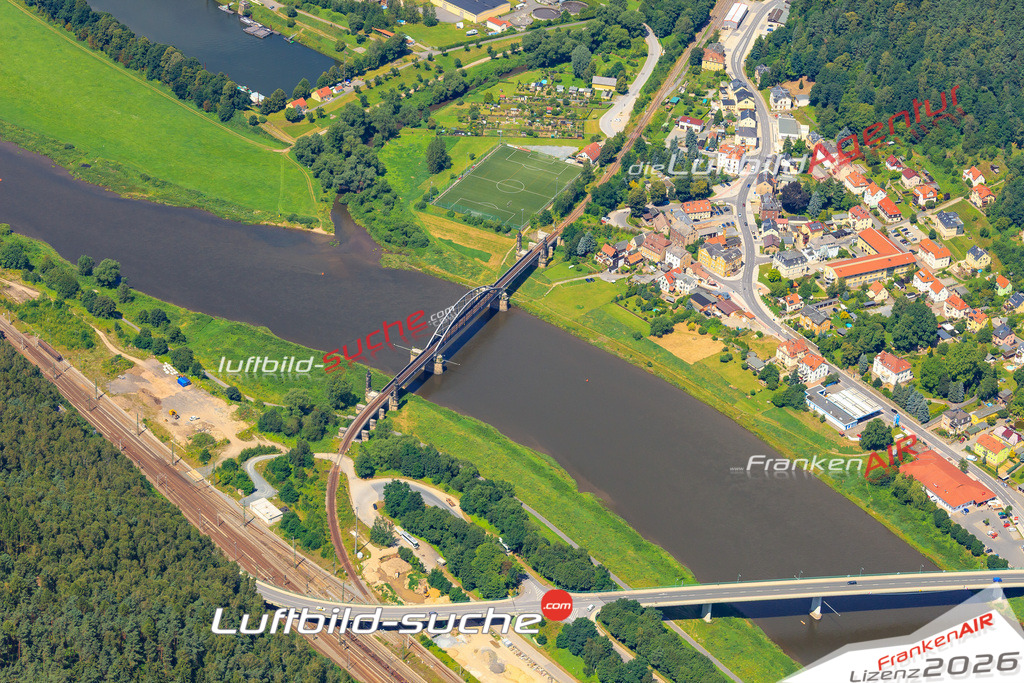 Die Luftaufnahme der Stadt Bad Schandau wurde vom UL-Flugzeug heraus erstellt ( keine Drohne )- hohe Auflösung für beste Qualität