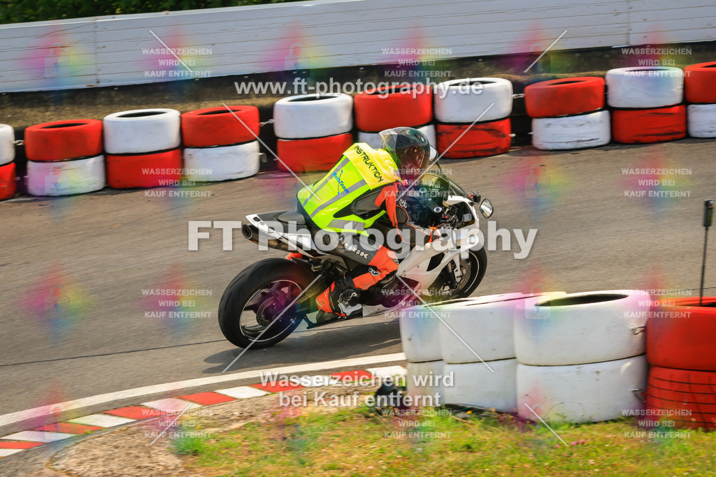 _DSK2658 | Hier findet Ihr Bilder von Touristenfahrten auf der Nürburgring Nordschleife oder von anderen Veranstaltungen die ich besucht habe. Viel Spass beim Durch Schauen 
