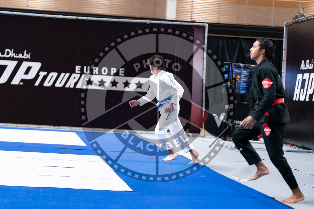 20241012PBB1129 | Athletes compete during the AJP Tour Europe Continental Jiu-Jitsu Professional Championship on October 12, 2024 in Almere near Amsterdam, Netherlands. © Chiara Dazi / photoblackbelt