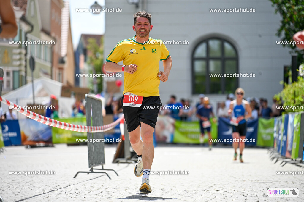 SZI_7350 | Stadttriathlon Erding 2025. #yourpictrs #sportshot_your_pictrs @Sportshotphotography #stadttriathlonerding Copyright: www.sportshot.de