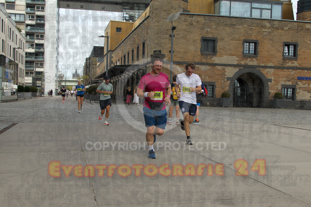 250920_1324_EV4_5410 | Sportfotografie im Rhein-Sieg Kreis, Köln, Bonn, NRW, Rheinland Pfalz, Hessen, etc. Unser Tätigkeitsfeld umfasst den Laufsport vom Volkslauf über den Marathon, Duathlon, Triathon bis zum Ultralauf wie Kölnpfad Ultra oder Schindertrail.