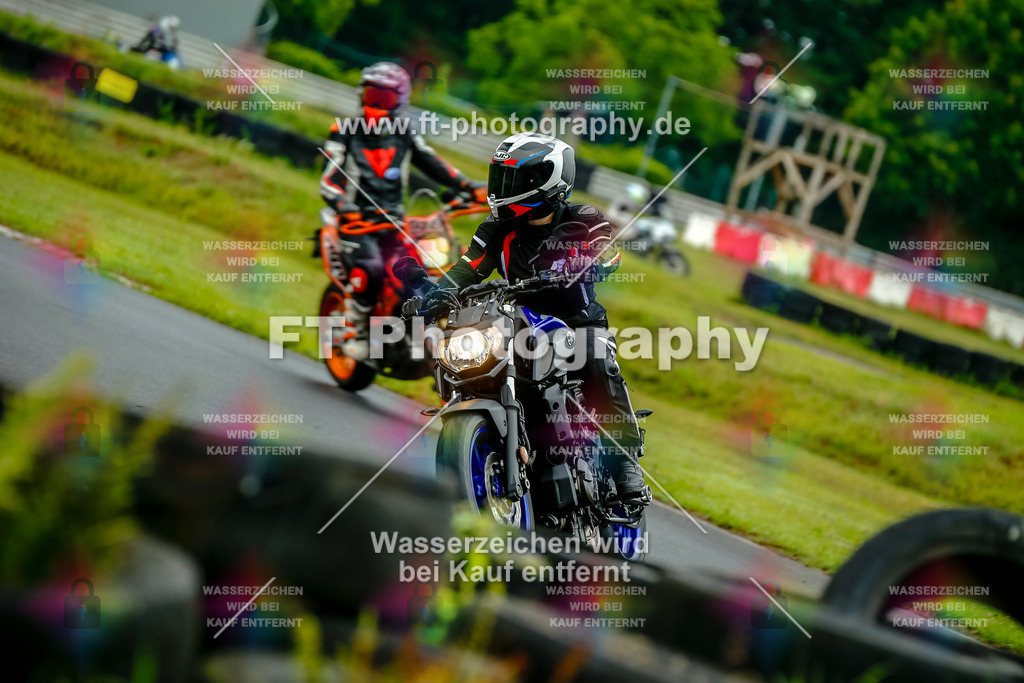 VBK-4081 | Hier findet Ihr Bilder von Touristenfahrten auf der Nürburgring Nordschleife oder von anderen Veranstaltungen die ich besucht habe. Viel Spass beim Durch Schauen 