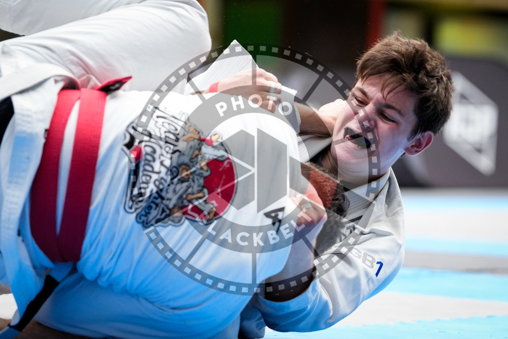 20250920PBB3308 | Athletes compete during the AJP Tour Hamburg International Jiu-Jitsu Championship, on September 20, 2025 in Hamburg, Germany. © Chiara Dazi / photoblackbelt